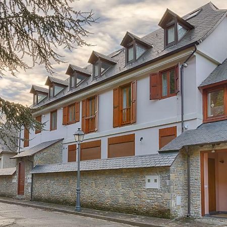 Apartmán Saplan Real Estate Montlude Les Exteriér fotografie