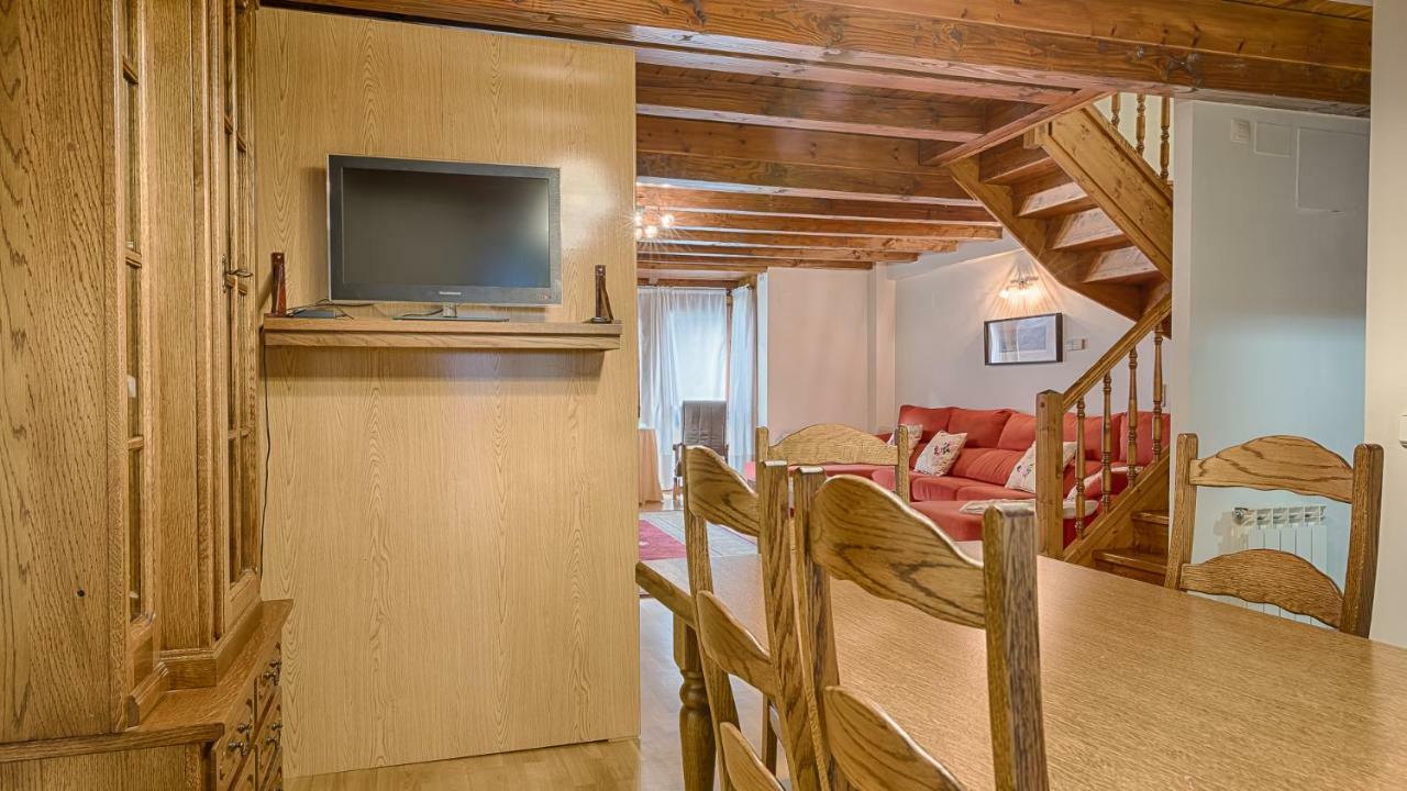 Apartmán Saplan Real Estate Montlude Les Exteriér fotografie