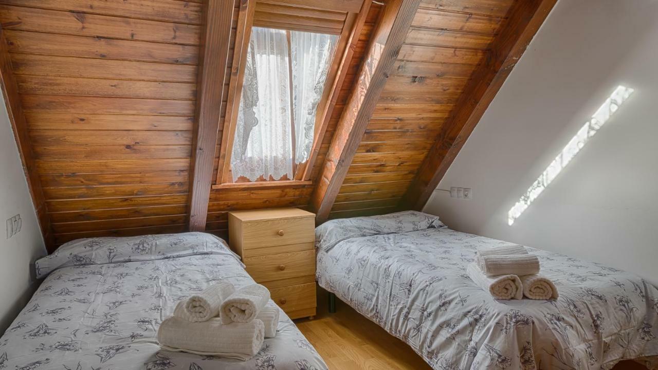 Apartmán Saplan Real Estate Montlude Les Exteriér fotografie
