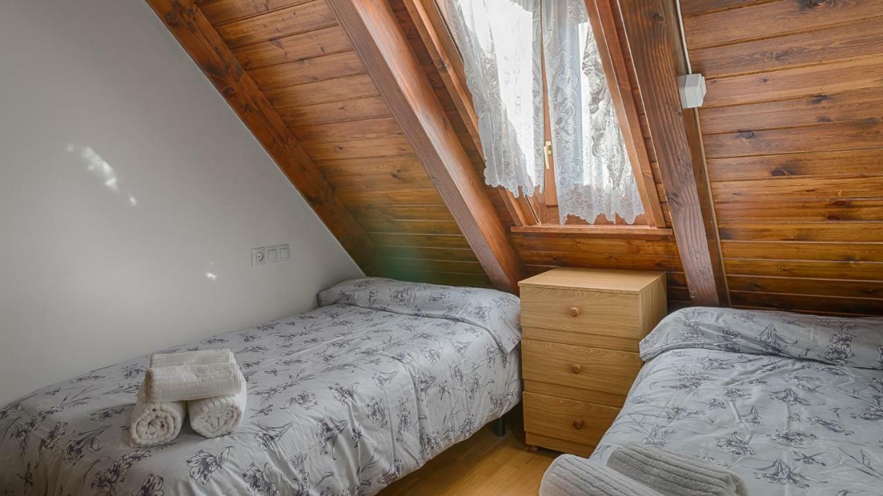 Apartmán Saplan Real Estate Montlude Les Exteriér fotografie