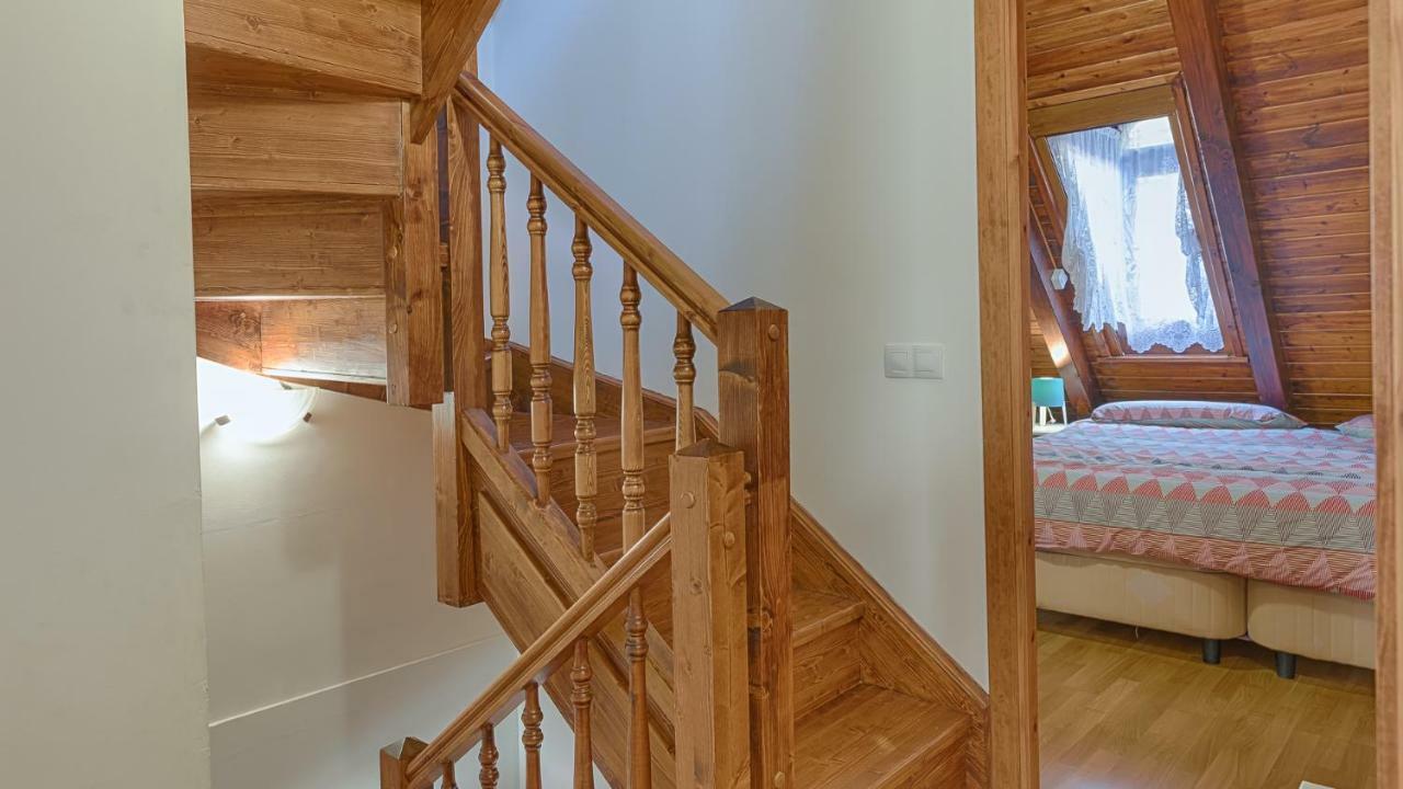 Apartmán Saplan Real Estate Montlude Les Exteriér fotografie